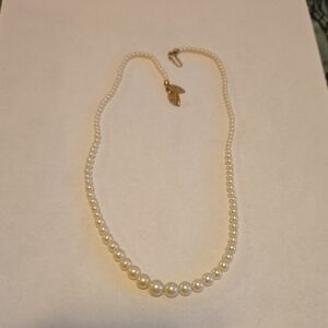 Sarah Coventry Classic White Pearl Necklace